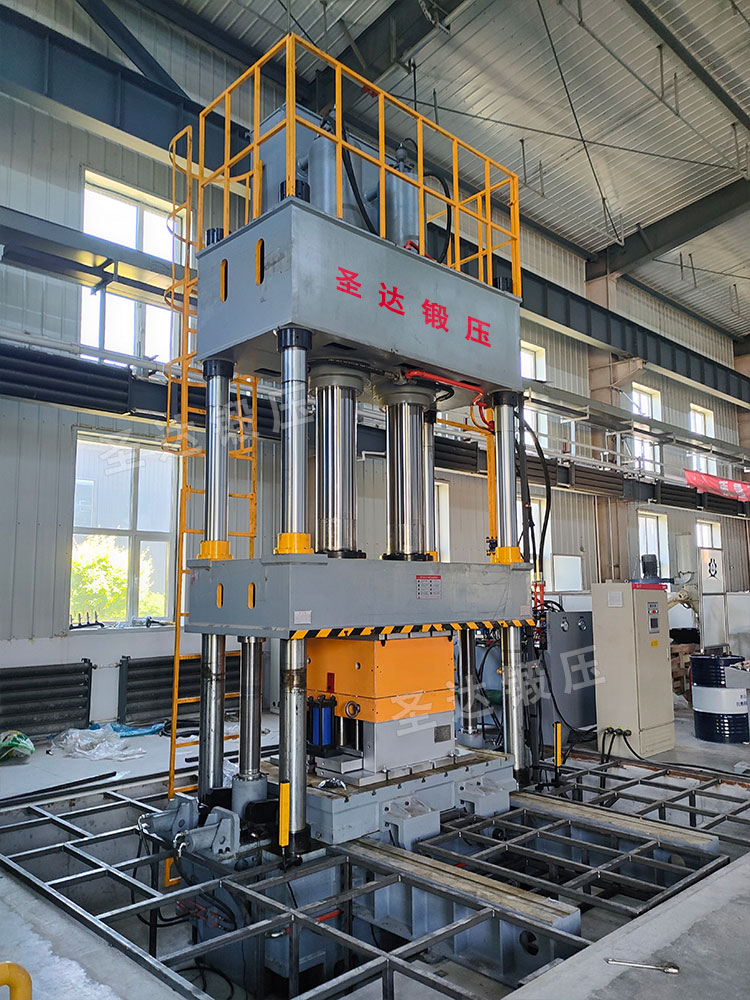 500噸防彈頭盔成型液壓機 500噸防彈頭盔成型液壓機